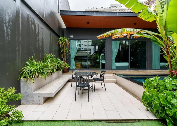 Dojo Pool Villa